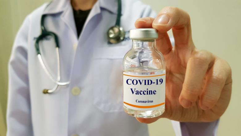 Începe cursa pentru vaccinul împotriva COVID-19. România a făcut o solicitare de zece milioane de doze
