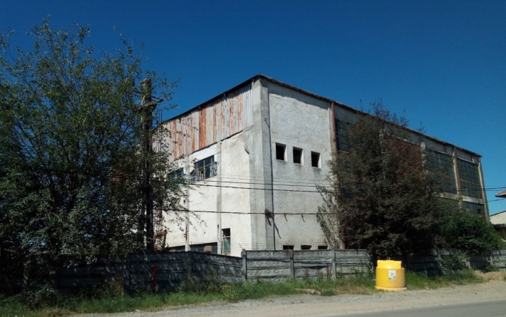 Aducere aminte: Fabrica de sticlă din Fărcașa – pe vremuri mină de aur, astăzi ruină (FOTO)