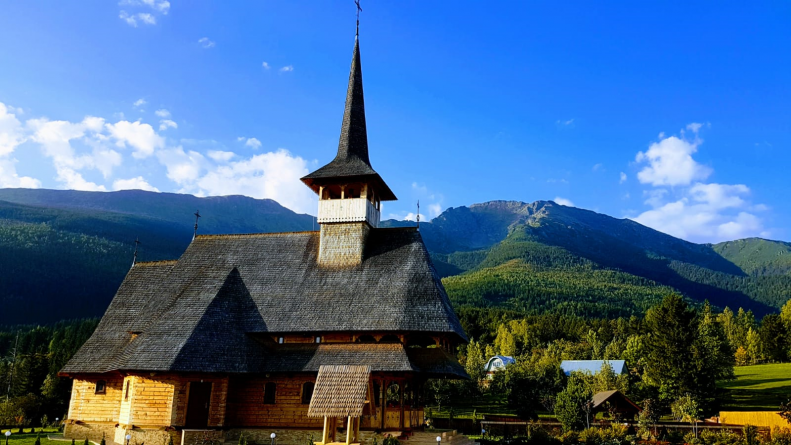 „Circuitul Bisericilor de lemn din Maramureș” este recunoscut ca Rută Cultural Turistică de Ministerul Economiei, Energiei și Mediului de Afaceri (FOTO)