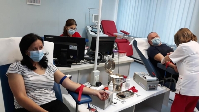 Acțiune de weekend: 14 maramureșeni au donat sânge sau plasmă convalescentă la Centrul de Transfuzii Sanguine pentru cei aflați în nevoie (FOTO)