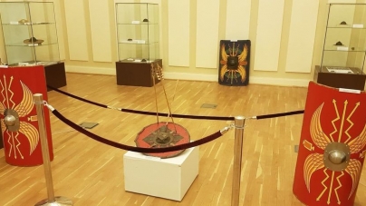 Un umbo de scut din patrimoniul Muzeului Județean de Istorie și Arheologie Maramureș a fost expus la un Muzeu din Craiova (FOTO)