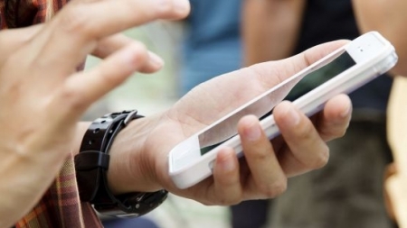 Ministerul Educaţiei a pus la dispoziţie două linii Telverde