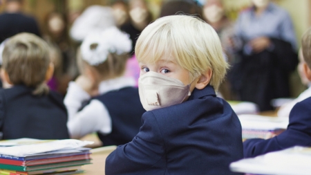 Anisie: Elevii care refuză să poarte mască riscă să li se scadă nota la purtare