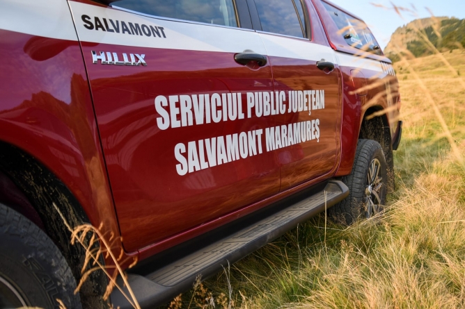 O nouă alertă Salvamont în județul Maramureș: O femeie a primit ajutorul salvatorilor montani; A căzut într-o zonă foarte abruptă!