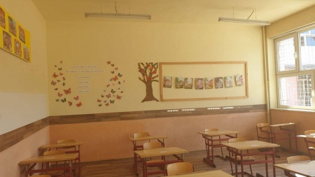 Școala în timp de pandemie: 191 unități de învățământ din Maramureș se află în scenariul roșu. 47.954 elevi fac cursurile online. Noua distribuție pe scenarii