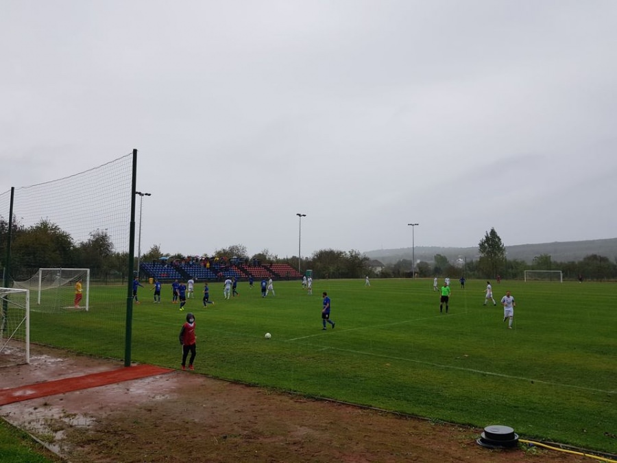 Fotbal. Liga 3. Progresul Șomcuta face egal cu CSC Sânmartin, după un gol înscris în ultimele secunde. CS Minaur Baia Mare nu a jucat