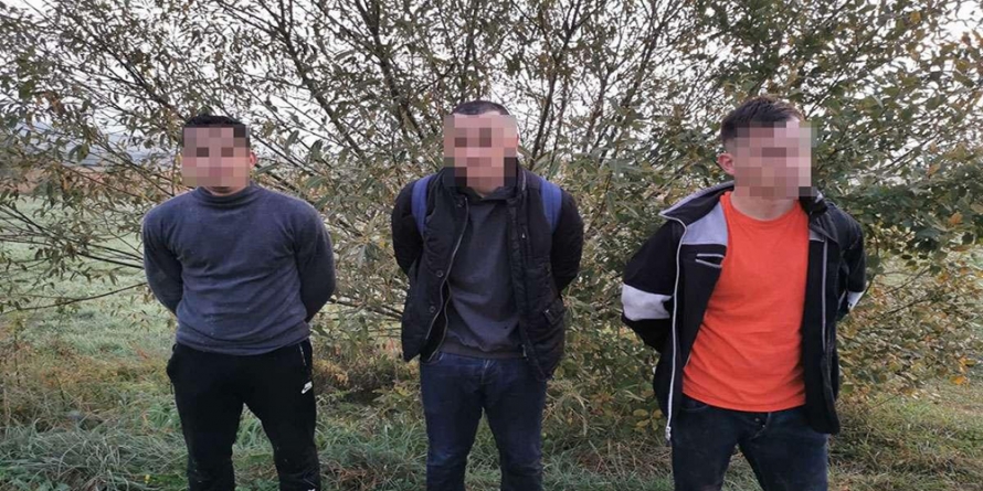 Doi cetățeni din Siria și unul din Libia, opriți la frontiera de nord a țării