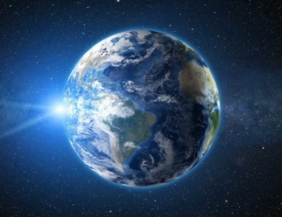 Studiu: În 2245, jumătate din greutatea Pământului ar putea fi reprezentată de datele digitale