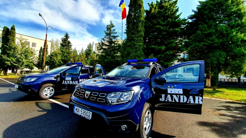 Colaborare transfrontalieră: Jandarmii maramureșeni și partenerii ucraineni și-au unit forțele în implementarea unui proiect. Ce achiziții au făcut cele două părți (FOTO)