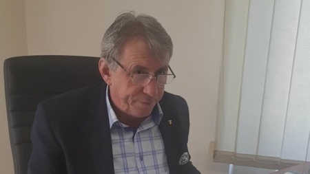 Un primar renumit din Maramureș: “Cum să-mi apăr locuitorii de pandemie, dacă nu știu care sunt cei infectați?”; “Primarul e ca și preotul ce trebuie să păstreze secretul spovedaniei…”