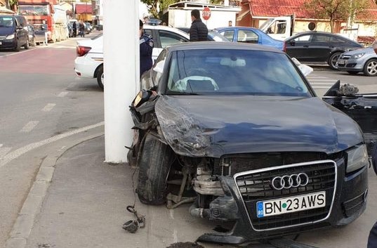 Exclusiv: Accident cu patru mașini în Borșa. O femeie din Reșița a fost rănită. Șoferul vinovat ar fi făcut scandal (FOTO)