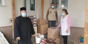 Centrul de bătrâni din Baia Sprie a primit alimente din partea Episcopiei
