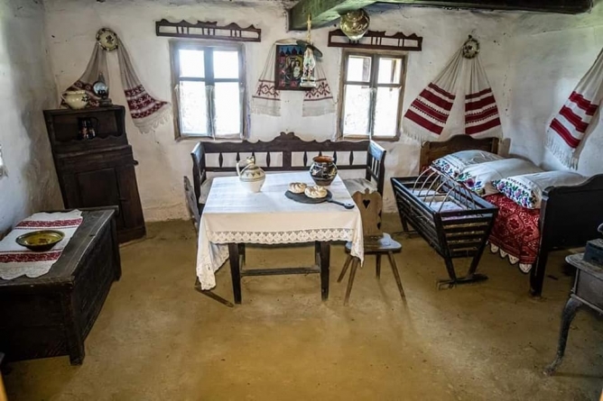 Muzeul Județean de Etnografie și Artă Populară Maramureș suspendă activitatea cu publicul pentru 14 zile