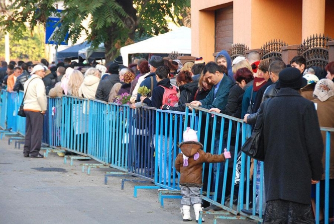 În pelerinaj la Sfânta Cuvioasa Parascheva de la Iași vor putea merge doar cei care au domiciliul sau reşedinţa în localitatea respectivă; Ce spun reprezentanții Mitropoliei Moldovei și Bucovinei