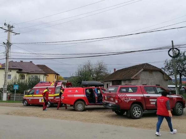 Intervenție Salvamont Maramureș: O femeie s-a accidentat în timp ce se afla la cules de ciuperci în zona Remetea Chioarului (VIDEO ȘI FOTO)