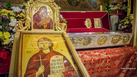 14 octombrie – Sfânta Cuvioasă Parascheva; unde va sluji PS Iustin în această zi