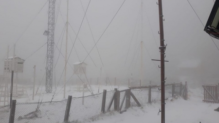 Iarnă adevărată 31 ianuarie: Astăzi, în aria montană maramureșeană se înregistrează un strat semnificativ de zăpadă, 40 cm! Cât este în localități!