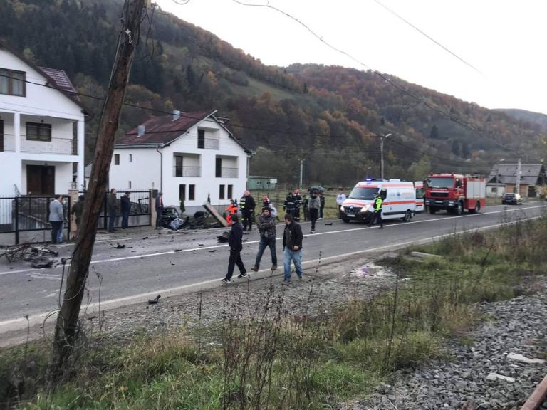 Tragedie rutieră: Accident mortal la intrarea în Moisei dinspre Vișeu de Sus. Bărbat decedat în urma impactului violent (FOTO)