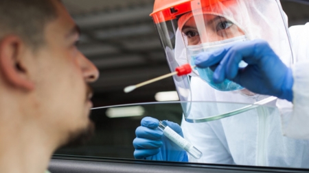 Slovacia, prima ţară din lume care testează în masă; Două treimi din populație s-a testat deja pentru Covid-19