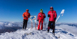 Exclusiv: Frumusețile Maramureșului: Imagini spectaculoase cu fenomenul rar, numit “marea alpină”. Crăiasa Zăpezii și-a făcut loc pe Vârful Toroiaga (VIDEO ȘI FOTO)