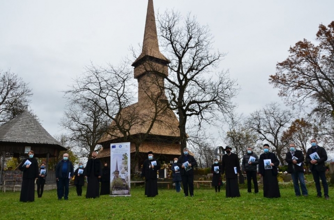 La Biserica „Cuvioasa Parascheva” Desești, conferința de lansare a proiectului “Biserica alături de comunitățile marginalizate din teritoriul GAL Mara-Gutâi” (FOTO)
