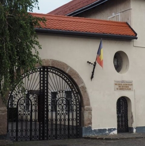 Muzeul Județean de Istorie și Arheologie Maramureș a primit Medalia Aniversară „Centenarul Marii Uniri”, conferită de Președintele României (FOTO)