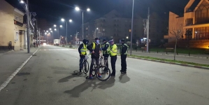 Descarcă aici!: Noile modele de declarație pe proprie răspundere și adeverință de la angajator, valabile de duminică (DOCUMENTE)