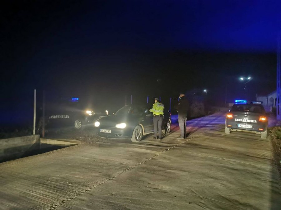 Reguli încălcate: Petreceri „sparte” de polițiștii maramureșeni în Petrova și Strâmtura. Oamenii legii au aplicat sancțiuni contravenționale