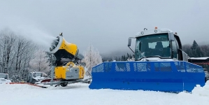 Turism de iarnă în Maramureș: A fost deschisă pârtia de sănii la Cavnic. Se fac pregătiri pentru deschiderea celorlalte pârtii din zonă (VIDEO ȘI FOTO)