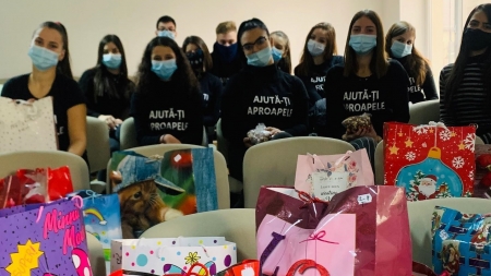„Ajută-ți aproapele!”: O zi cât un an la Sighetu Marmației! Peste 200 persoane, sprijinite înainte de Crăciun, în cadrul campaniei umanitare (FOTO)