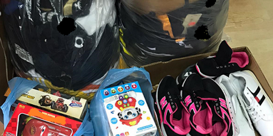 Mai multe haine și jucării contrafăcute au fost confiscate de poliţişti; Valoarea acestora se ridică la 7.000 de lei