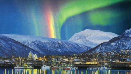 Tradiții inedite: Copiii din Norvegia primesc cadourile de Crăciun în șosete. Adulții ascund măturile, motivul este incredibil