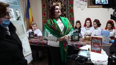 La Centrul Cultural al Românilor din Transcarpatia a avut loc expoziția „Maramureșul și Marea Unire”