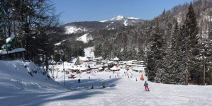 Măsuri anti-COVID-19: În stațiunile Cavnic și Borșa, gradul de ocupare al spațiilor de cazare va fi limitat la 70%. Restricțiile nocturne în țară, de la ora 22.00