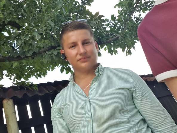 Tragedie înainte de Crăciun: Lacrimi de durere pentru tânărul de 23 de ani decedat în Firiza. “Nu credeam că aseară te voi vedea ultima dată” (FOTO)
