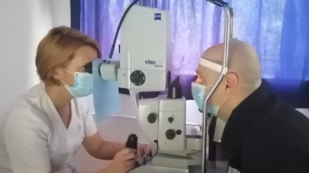 O intervenție laser a fost realizată în premieră în Compartimentul Oftalmologie al Spitalului Județean Baia Mare