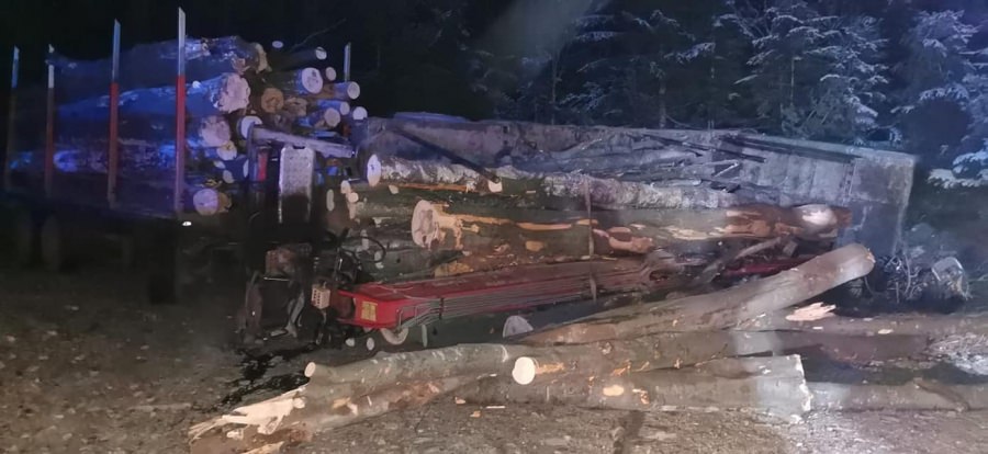 Actualizare: Tragic: Un bărbat a murit pe Valea Blidarului. A fost surprins sub un utilaj (FOTO)