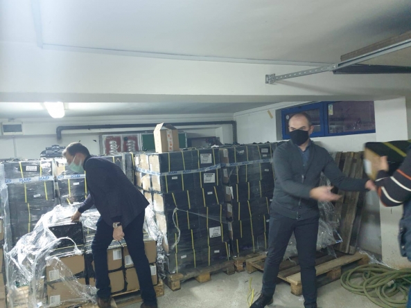 În weekend, 5.164 de tablete au ajuns în Maramureș; elevii vor intra în posesia acestora