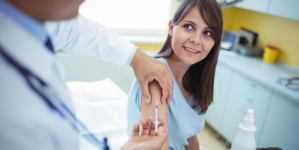 Primul român ar putea fi vaccinat anti-Covid în 27 decembrie. Se vor face două doze, la interval de 21 de zile