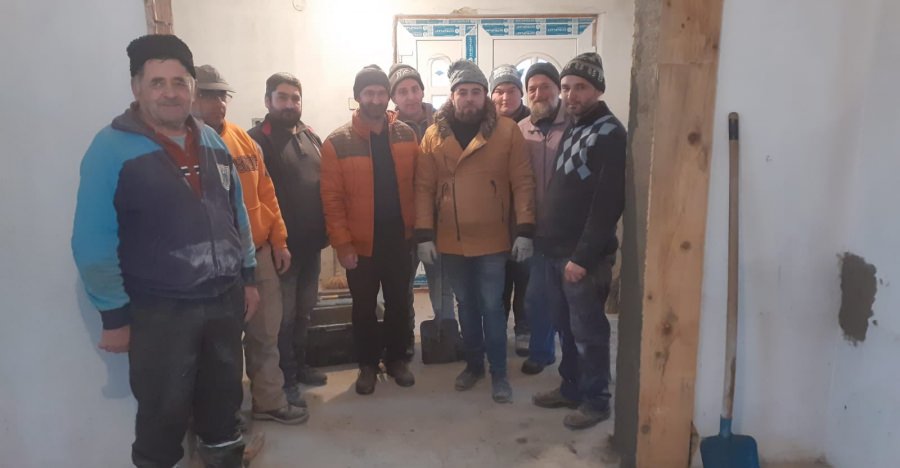 Familie preoțească greu încercată: Preoții din zona Lăpuș s-au implicat în finisarea casei particulare a acesteia (FOTO)