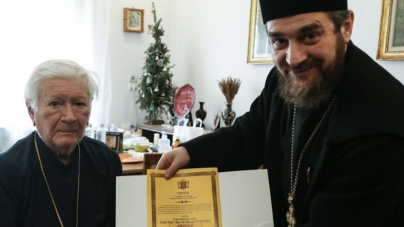 Părintele academician Mircea Păcurariu a primit Crucea „Sfântul Ierarh Iosif Mărturisitorul din Maramureș”
