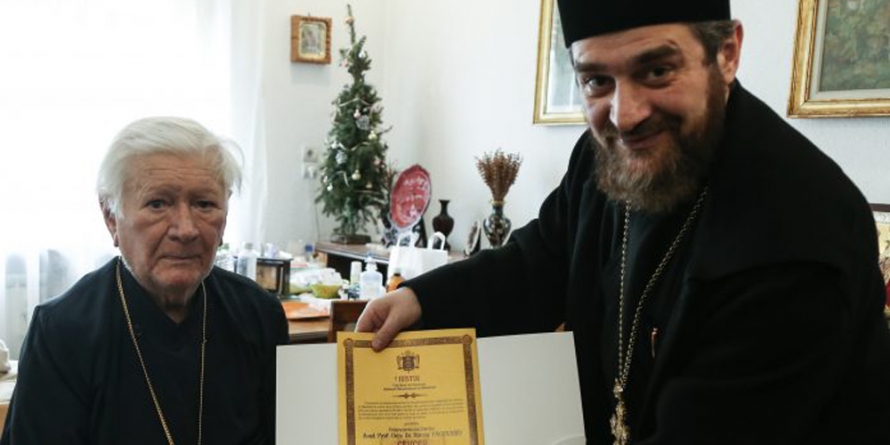Părintele academician Mircea Păcurariu a primit Crucea „Sfântul Ierarh Iosif Mărturisitorul din Maramureș”