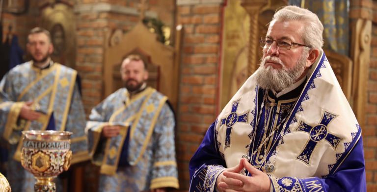 Unde liturghisește Episcopul Iustin de ziua Sfântului Voievod Ștefan cel Mare