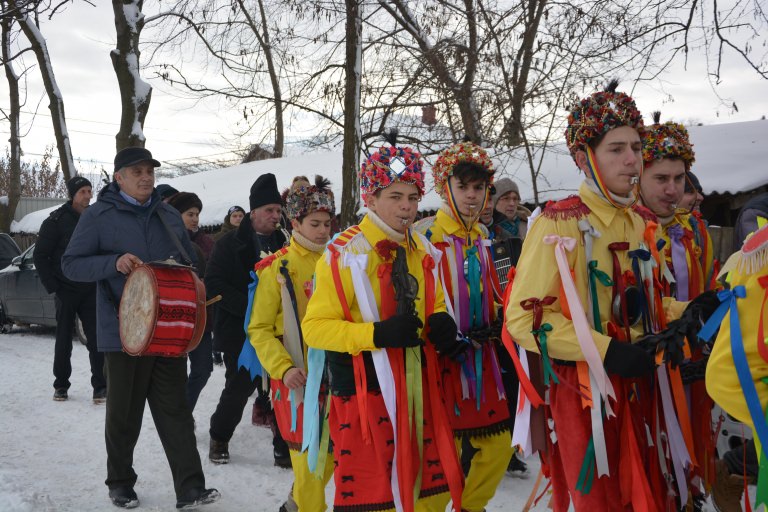 Praznic bucuros cu veselie: În județul Maramureș este Revelionul pe rit vechi sărbătorit de peste 30.000 ucraineni! Care sunt tradițiile, care au supraviețuit!