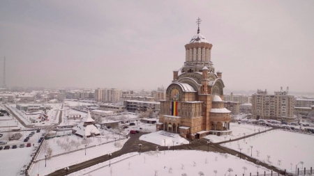 În anul 2020, Episcopia Maramureșului și Sătmarului a oferit sprijin pentru 13.911 persoane, iar cheltuielile totale s-au ridicat la suma de 1.628.216,00 RON