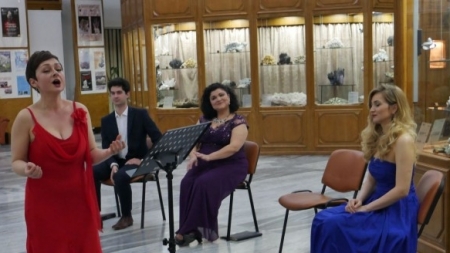 „Sărbătorim muzica”: Concert de arii și duete din opere, operete și producții de musical la Muzeul de Mineralogie Baia Mare