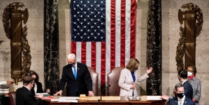 Congresul SUA a confirmat alegerea lui Joe Biden. Starea de urgență, prelungită cu 15 zile în Washington