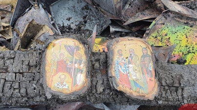 Două icoane au rămas intacte în urma unui incendiu care a mistuit o biserică din Suceava