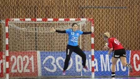 Handbal feminin. Reîntoarcere-surpriză: Ionica Munteanu (42 de ani) a revenit ca jucătoare la echipa din Baia Mare