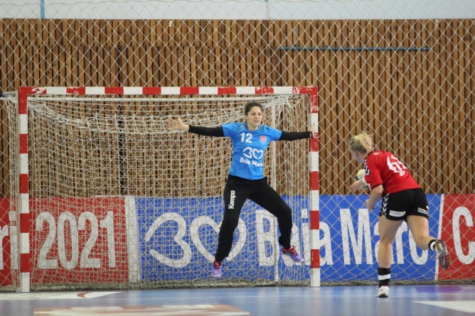 Handbal feminin. Reîntoarcere-surpriză: Ionica Munteanu (42 de ani) a revenit ca jucătoare la echipa din Baia Mare
